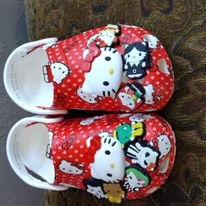 CROCS,Hello Kitty,Size 10, Red ,Kids Clogs W/Xtra Characters.
